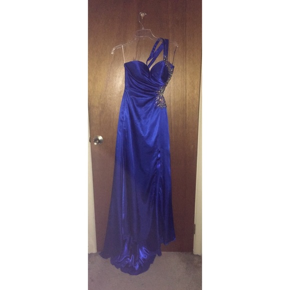 Rush Prom Dress - Picture 3 of 8